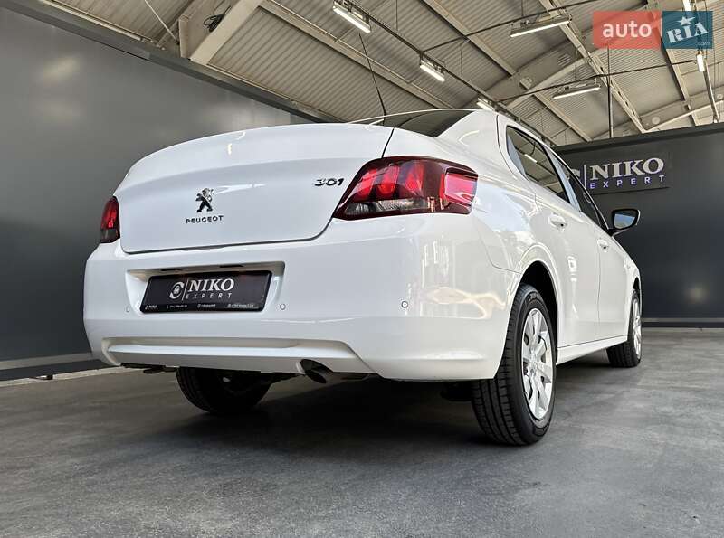 Седан Peugeot 301 2020 в Києві