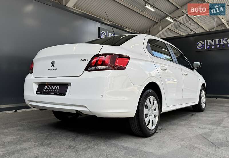 Седан Peugeot 301 2020 в Києві