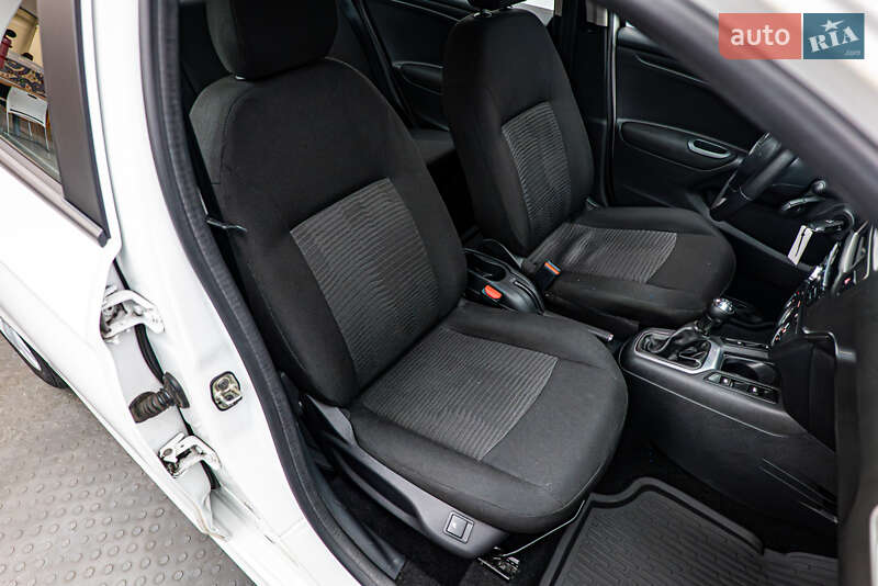 Седан Peugeot 301 2021 в Киеве фото 16 Седан Peugeot 301 2021 в Киеве