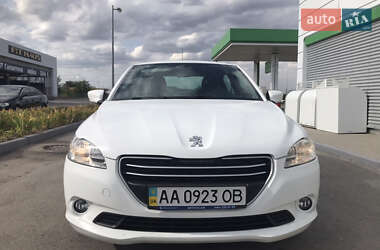 Седан Peugeot 301 2013 в Запоріжжі
