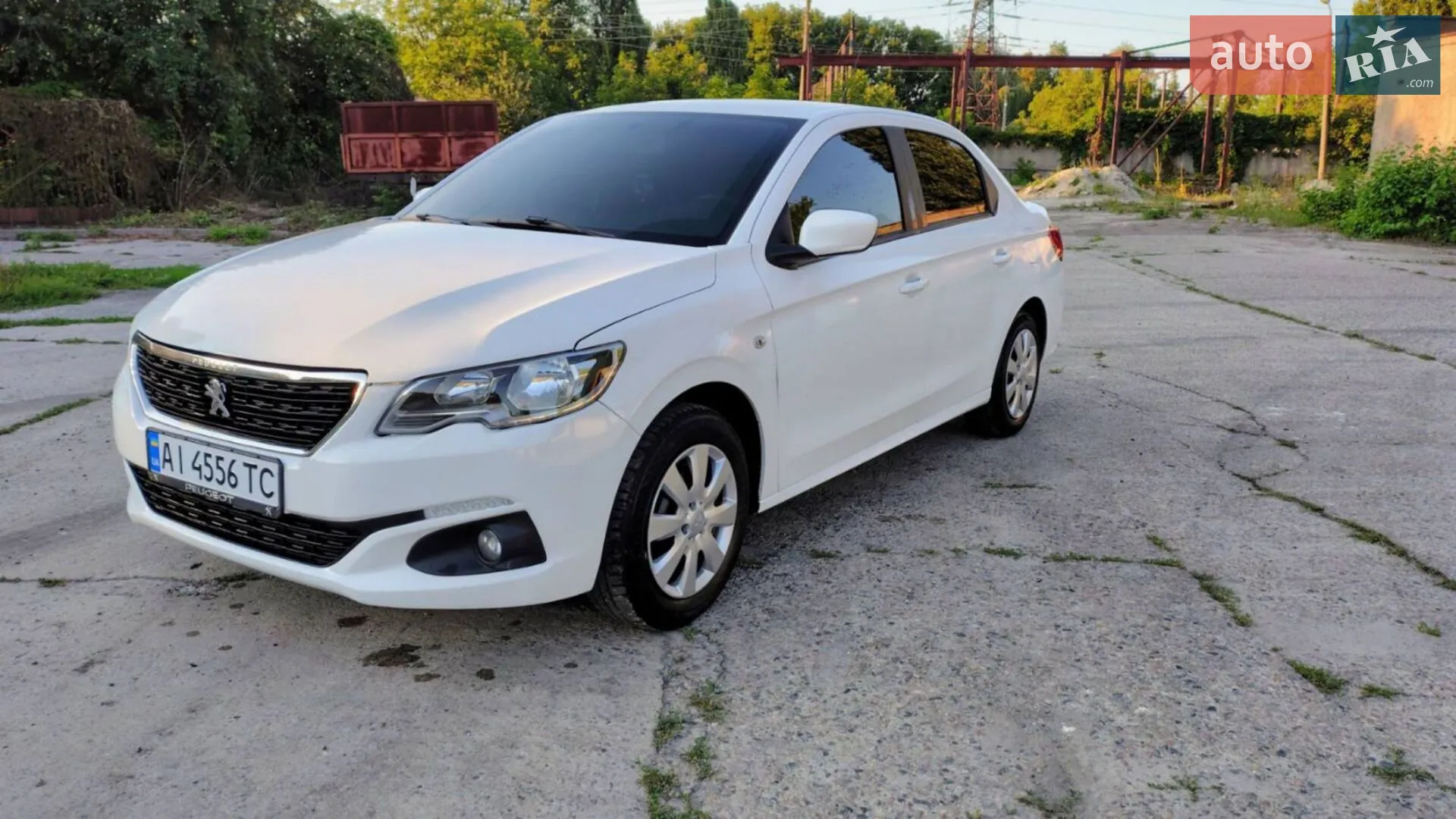 2017 Peugeot 301 - фото 1