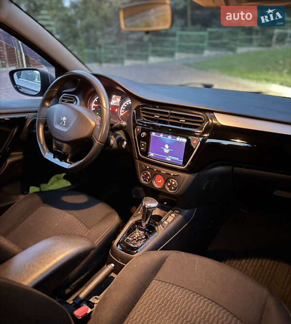 Седан Peugeot 301 2017 в Тернополі