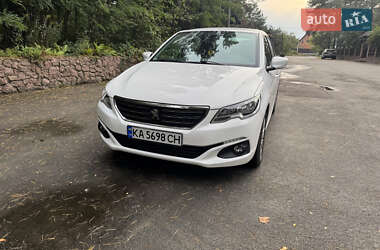 Седан Peugeot 301 2021 в Киеве