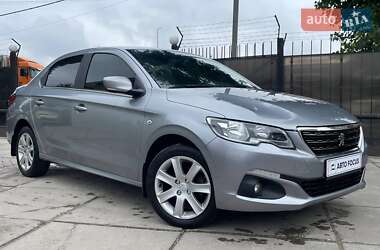 Седан Peugeot 301 2018 в Києві