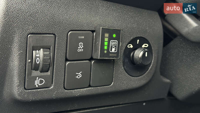 Седан Peugeot 301 2018 в Києві