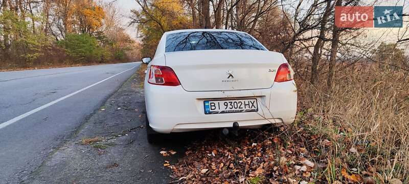 Седан Peugeot 301 2013 в Горішніх Плавнях