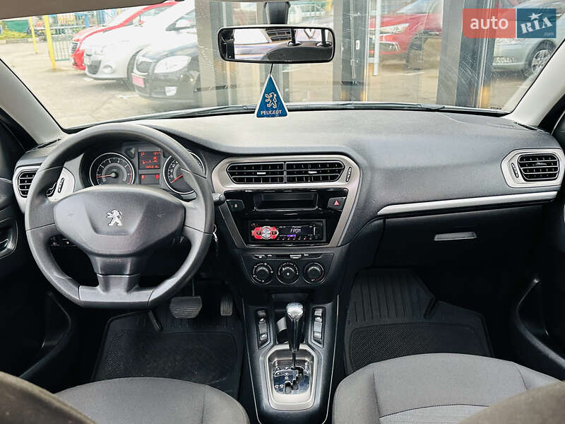 Седан Peugeot 301 2013 в Харькове