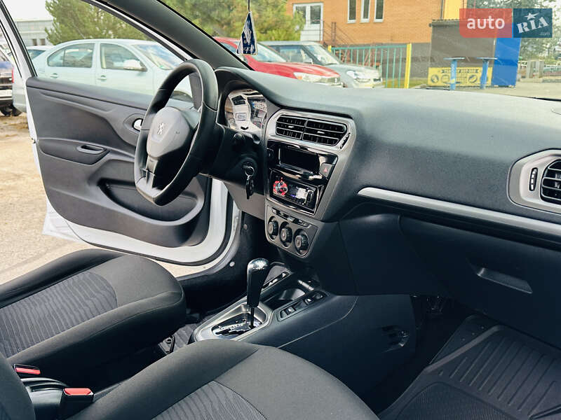 Седан Peugeot 301 2013 в Харькове