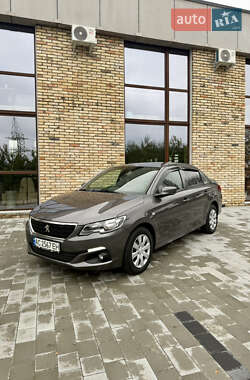 Седан Peugeot 301 2019 в Луцке