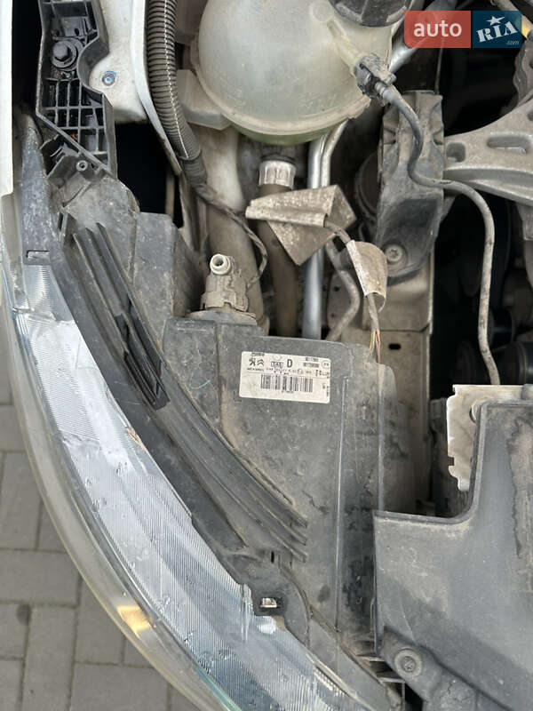 Седан Peugeot 301 2018 в Кременчуці