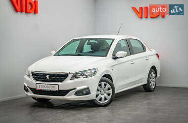 Седан Peugeot 301 2020 в Киеве
