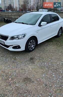 Седан Peugeot 301 2020 в Киеве