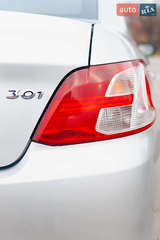 Седан Peugeot 301 2013 в Дніпрі