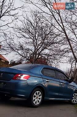Седан Peugeot 301 2015 в Одесі