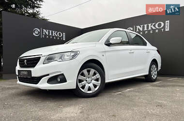 Седан Peugeot 301 2020 в Львове