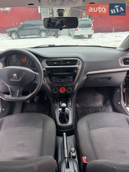 Седан Peugeot 301 2015 в Харькове