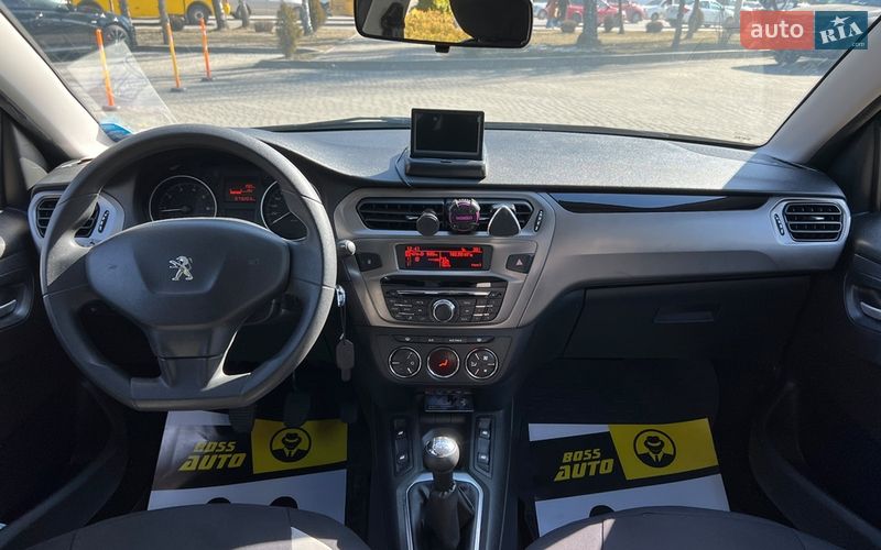 Седан Peugeot 301 2019 в Львове