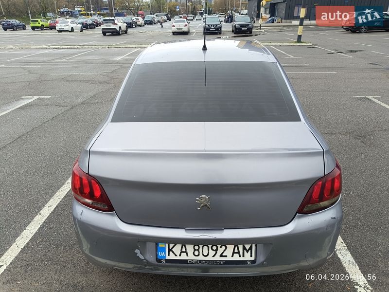 Седан Peugeot 301 2017 в Киеве