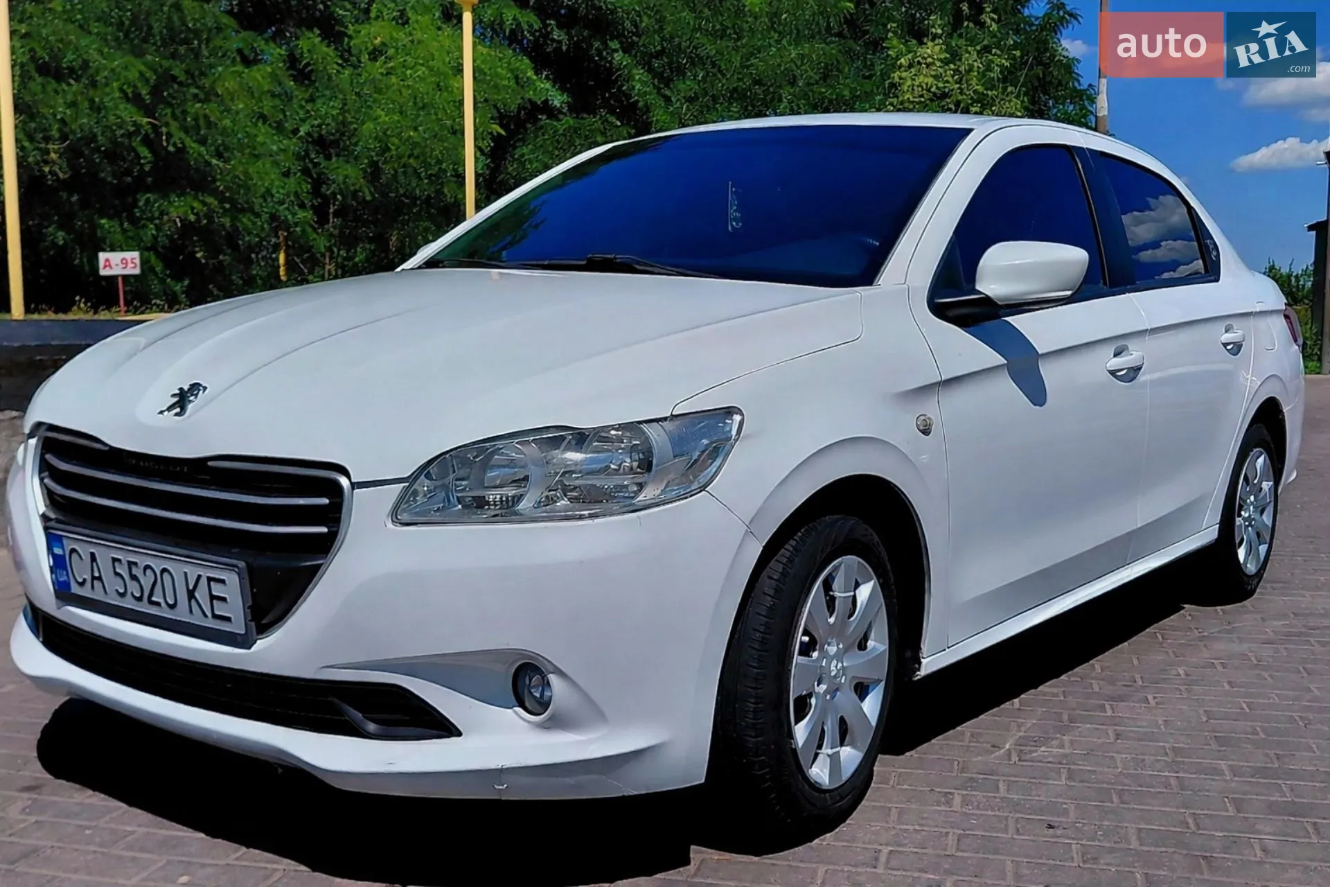 Peugeot 301 2013