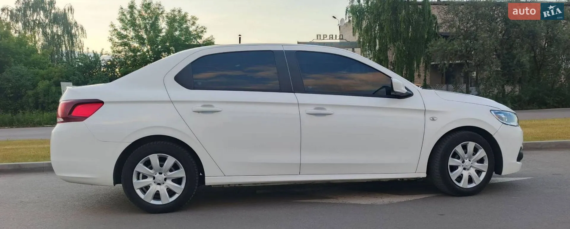 2017 Peugeot 301 - мініатюра 4