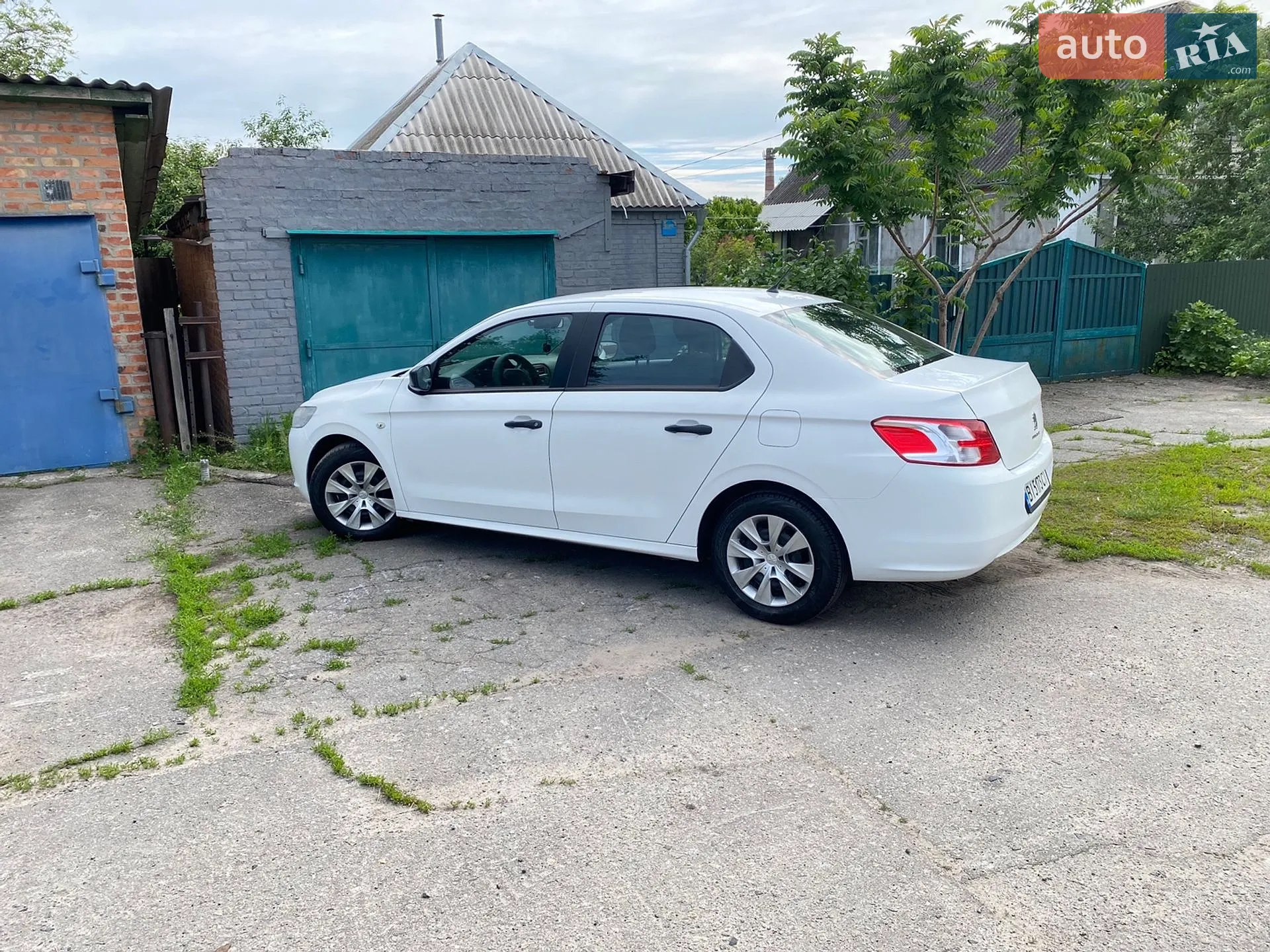 2014 Peugeot 301 - фото 1