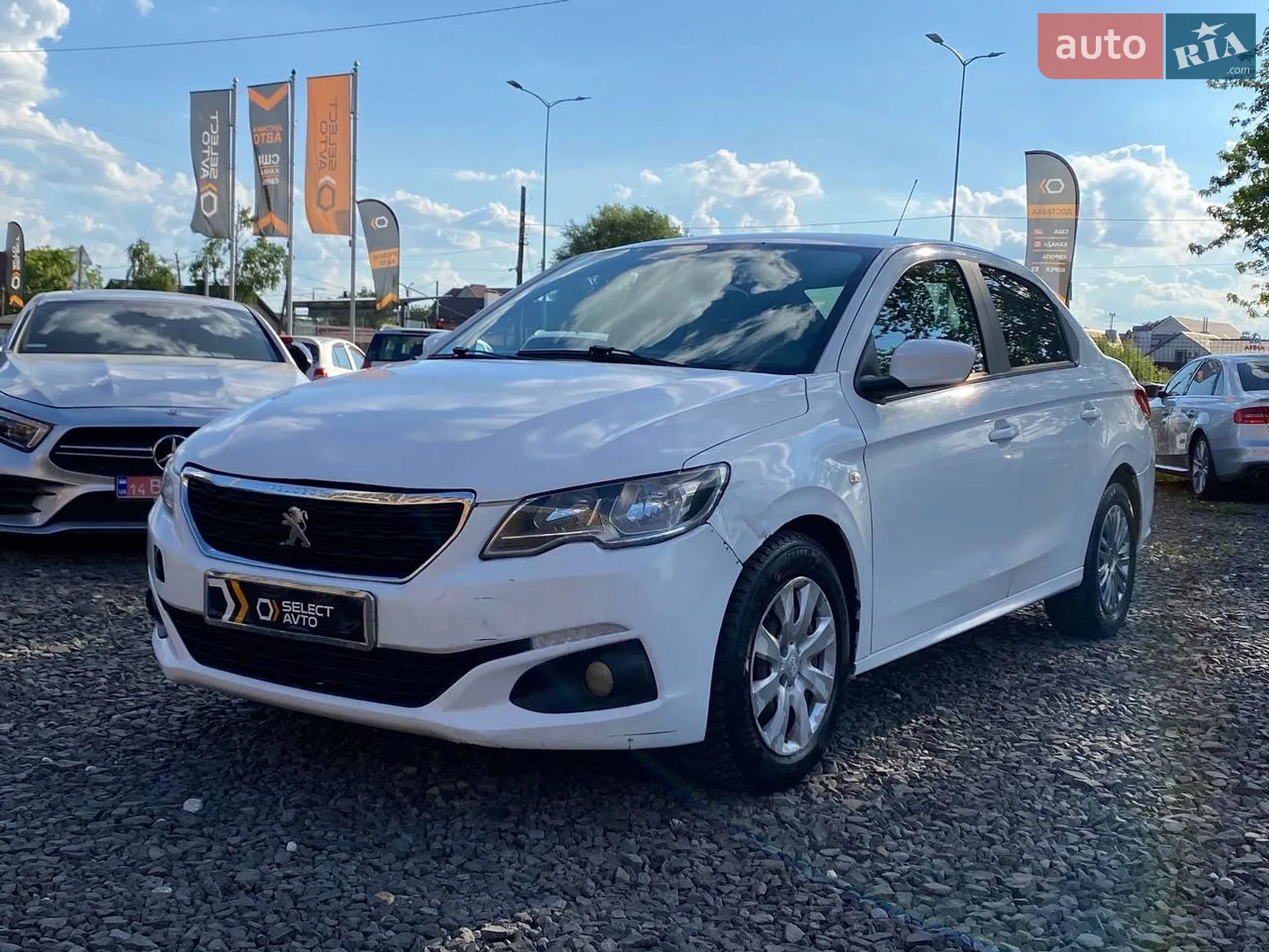 Peugeot 301 2017