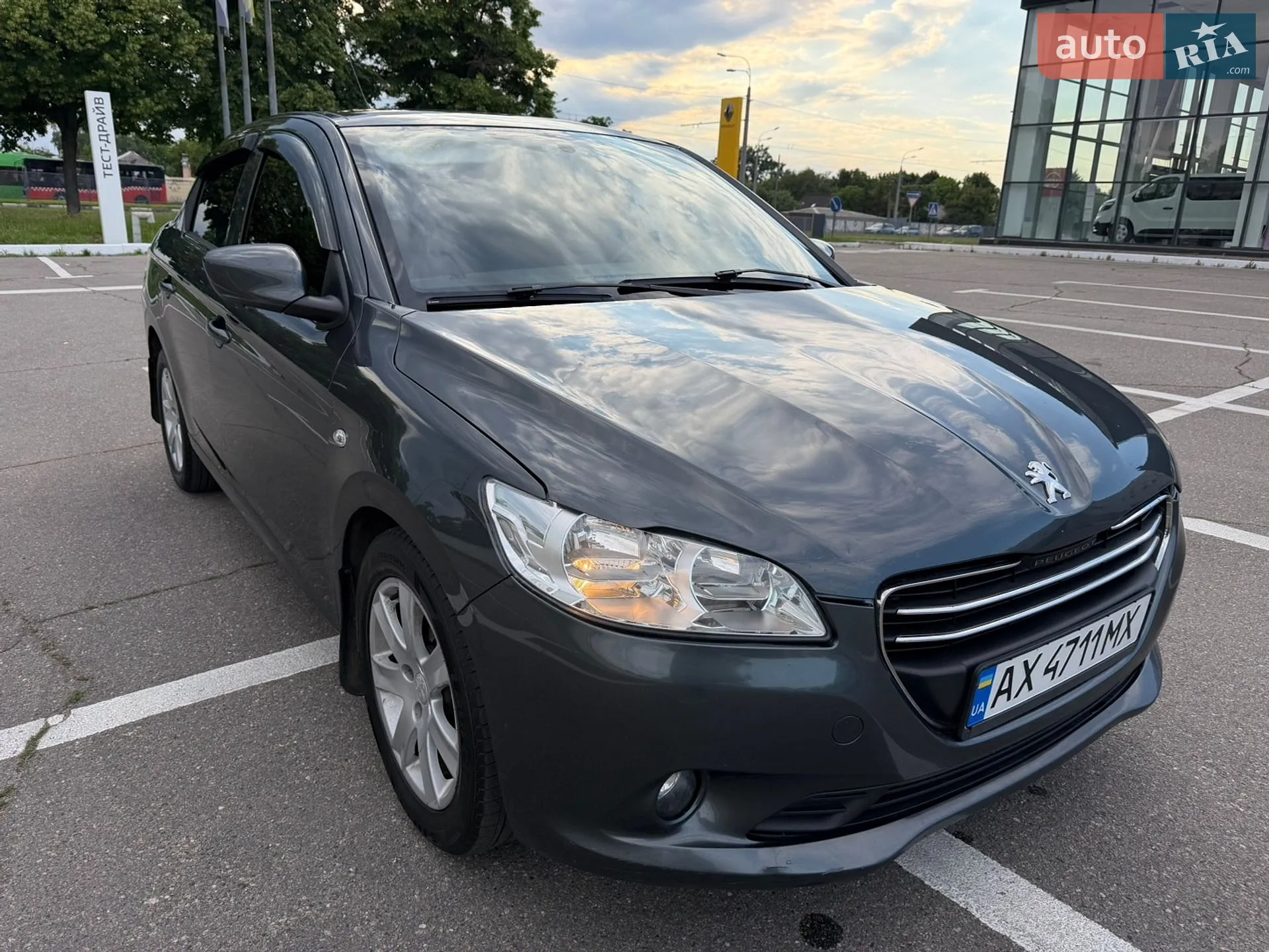 Peugeot 301 2016 VIN VF3DDNFPTGJ762643 фото оголошення 2 з 17