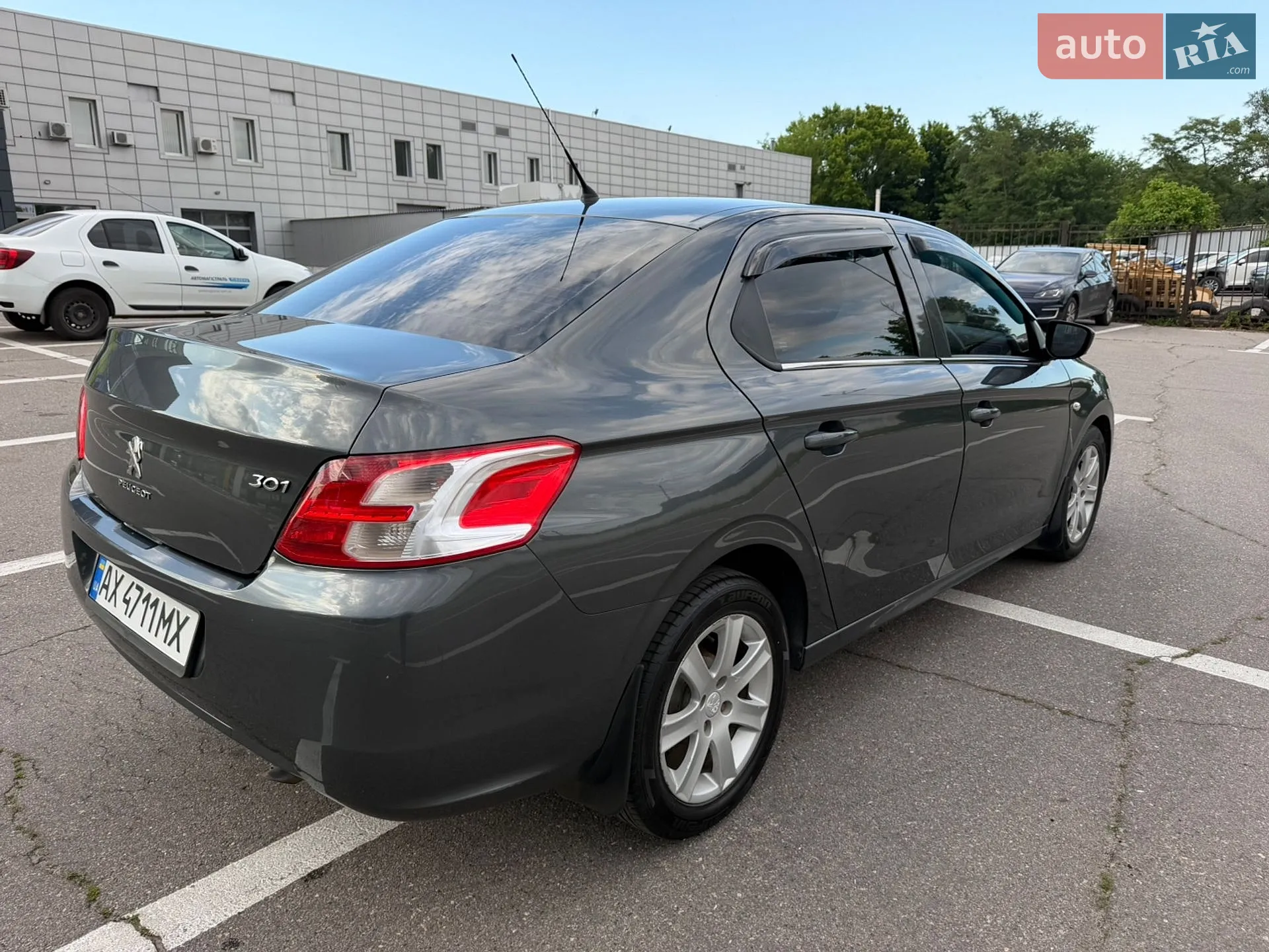 Peugeot 301 2016 VIN VF3DDNFPTGJ762643 фото оголошення 5 з 17