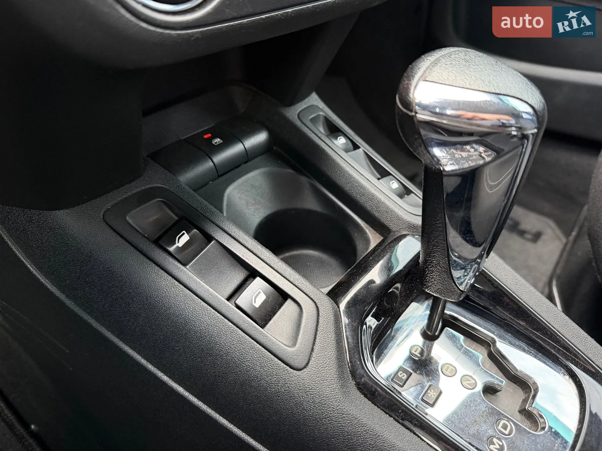 Peugeot 301 2016 VIN VF3DDNFPTGJ762643 фото оголошення 16 з 17