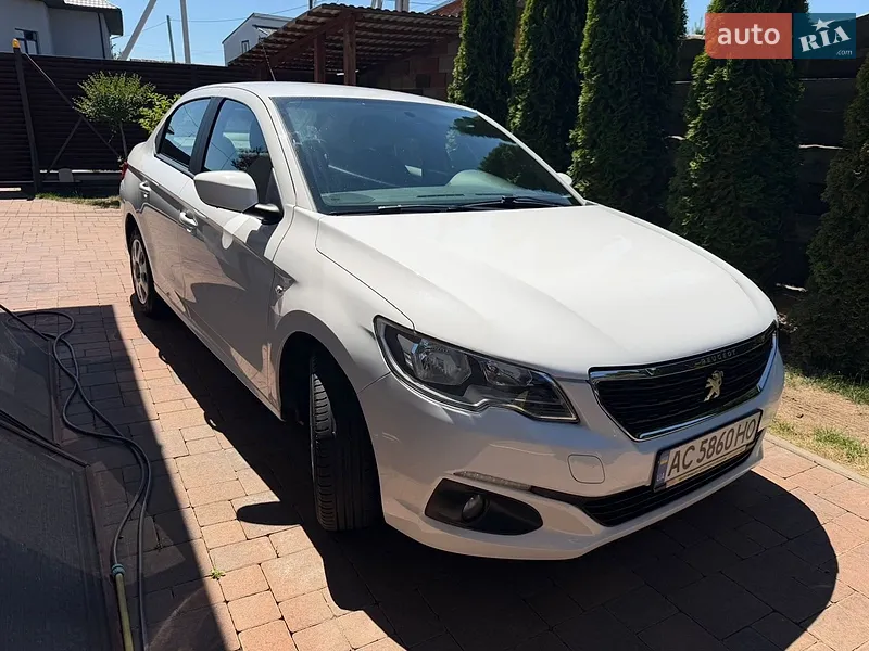 Peugeot 301 2017