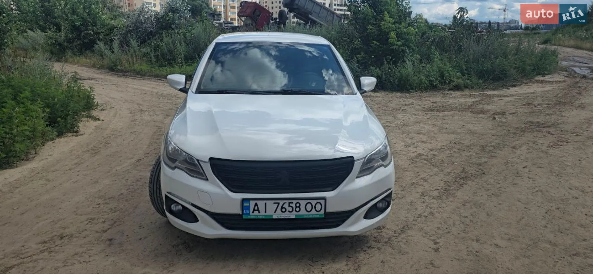 2017 Peugeot 301 - фото 1