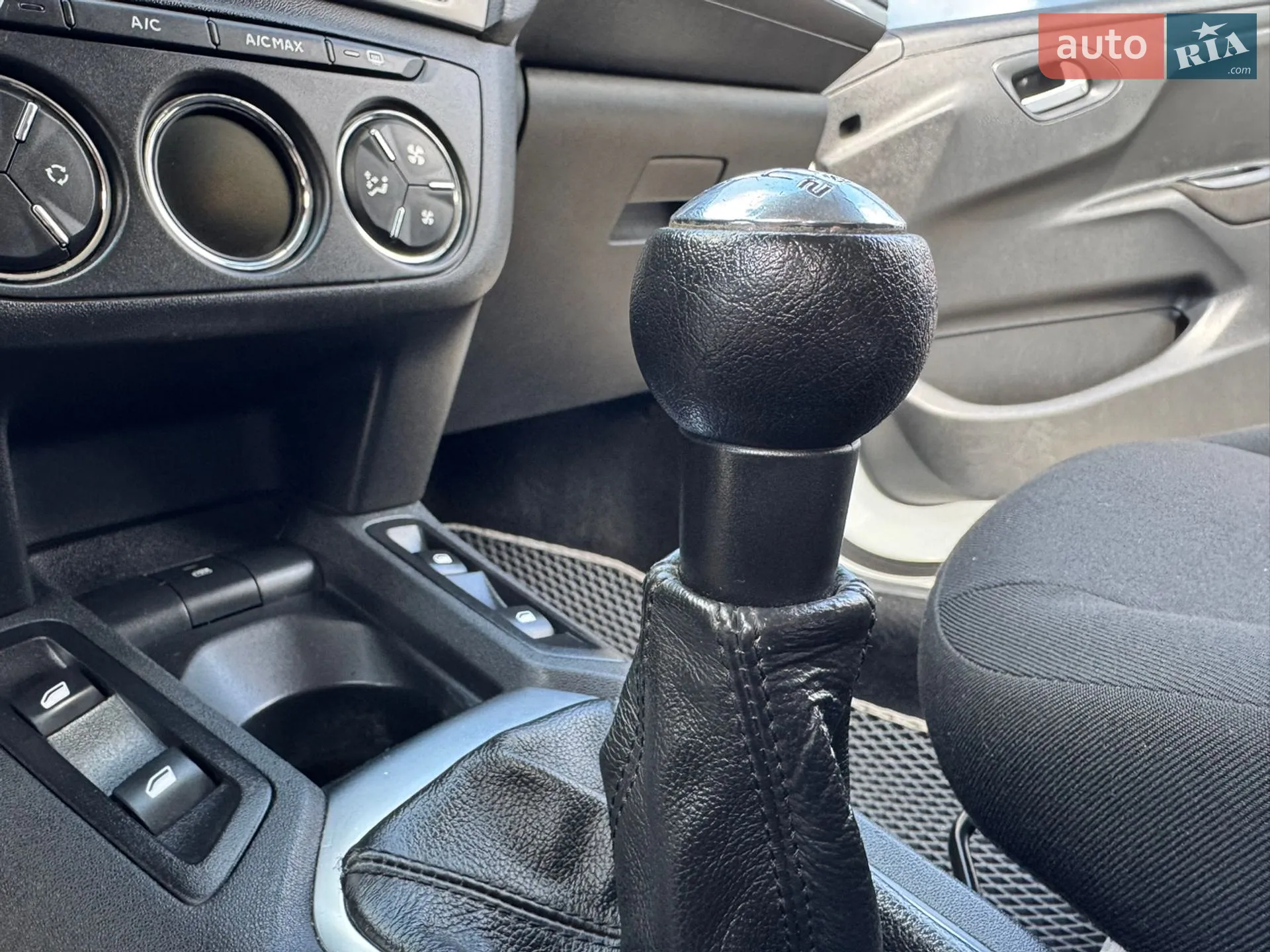 2013 Peugeot 301 - мініатюра 40