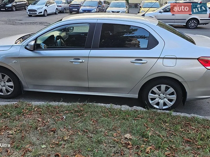 Peugeot 301 2013