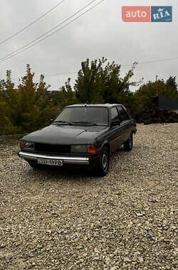 Седан Peugeot 305 1986 в Збараже
