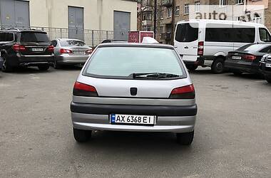 Хэтчбек Peugeot 306 1998 в Киеве