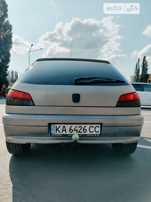 Хэтчбек Peugeot 306 1994 в Киеве
