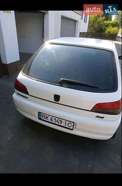 Хетчбек Peugeot 306 1998 в Рівному