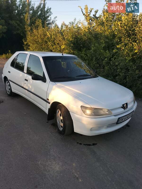 Хетчбек Peugeot 306 1998 в Рівному