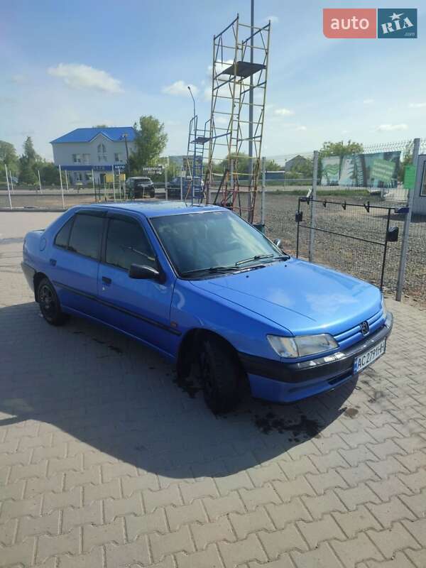 Хетчбек Peugeot 306 1996 в Нововолинську