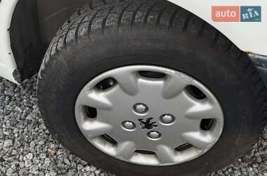 Седан Peugeot 306 1997 в 