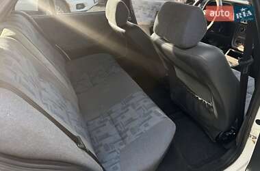 Седан Peugeot 306 1997 в 
