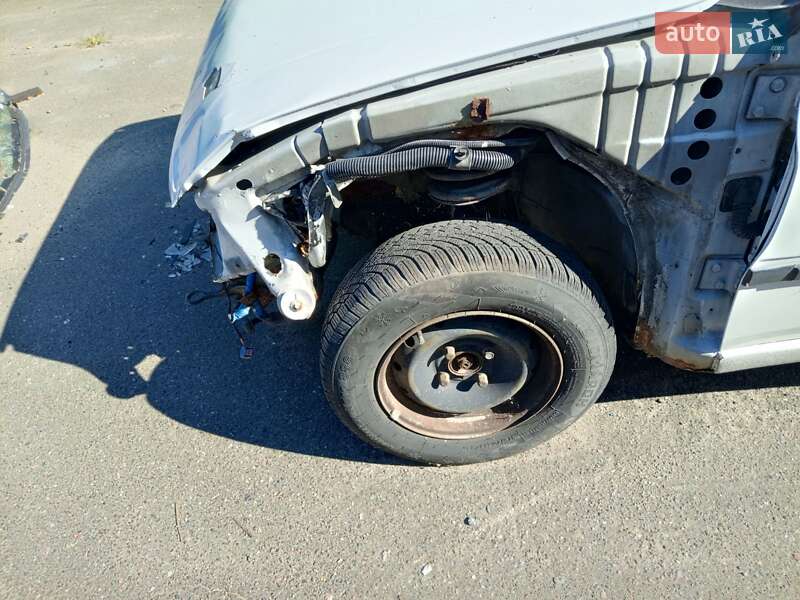 Седан Peugeot 306 1995 в Макарові