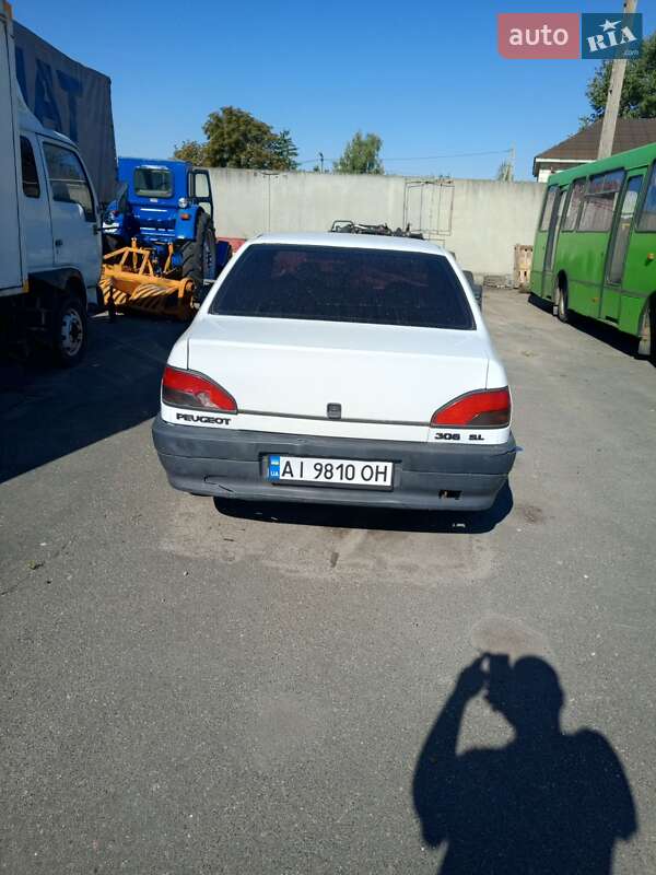 Седан Peugeot 306 1995 в Макарові