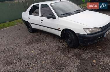 Седан Peugeot 306 1995 в  фото 6 Седан Peugeot 306 1995 в