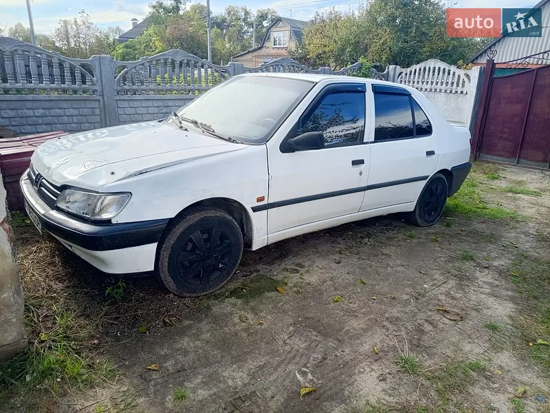 Peugeot 306