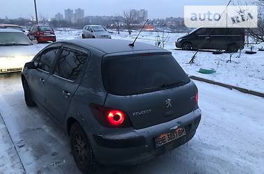 Хэтчбек Peugeot 307 2005 в Николаеве