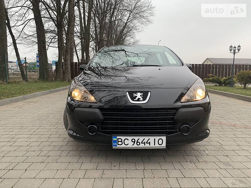 Хетчбек Peugeot 307 2007 в Стрию