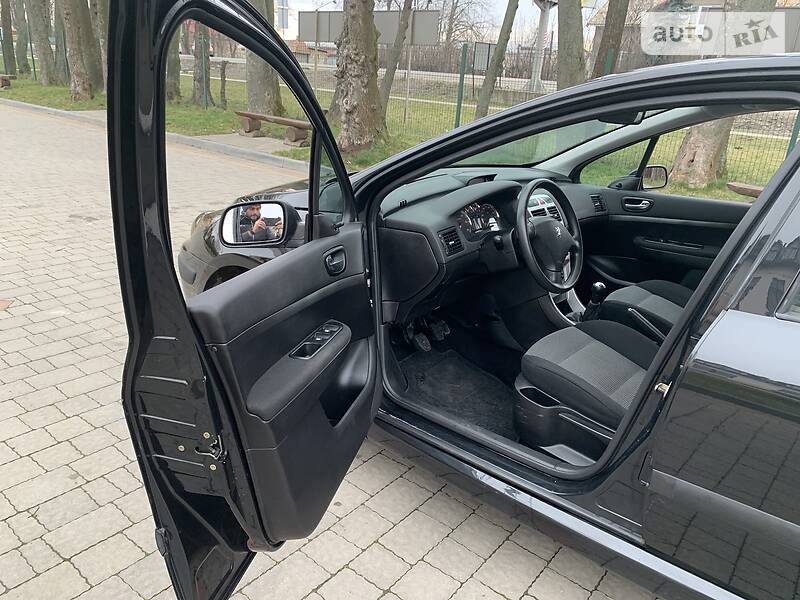 Хетчбек Peugeot 307 2007 в Стрию