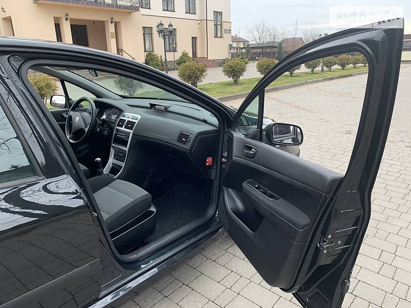 Хетчбек Peugeot 307 2007 в Стрию