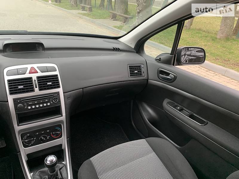 Хетчбек Peugeot 307 2007 в Стрию